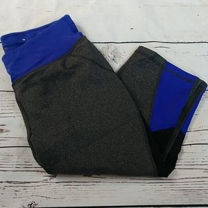 5/$25 Tek Gear Blue Gray Capri Athletic Leggings